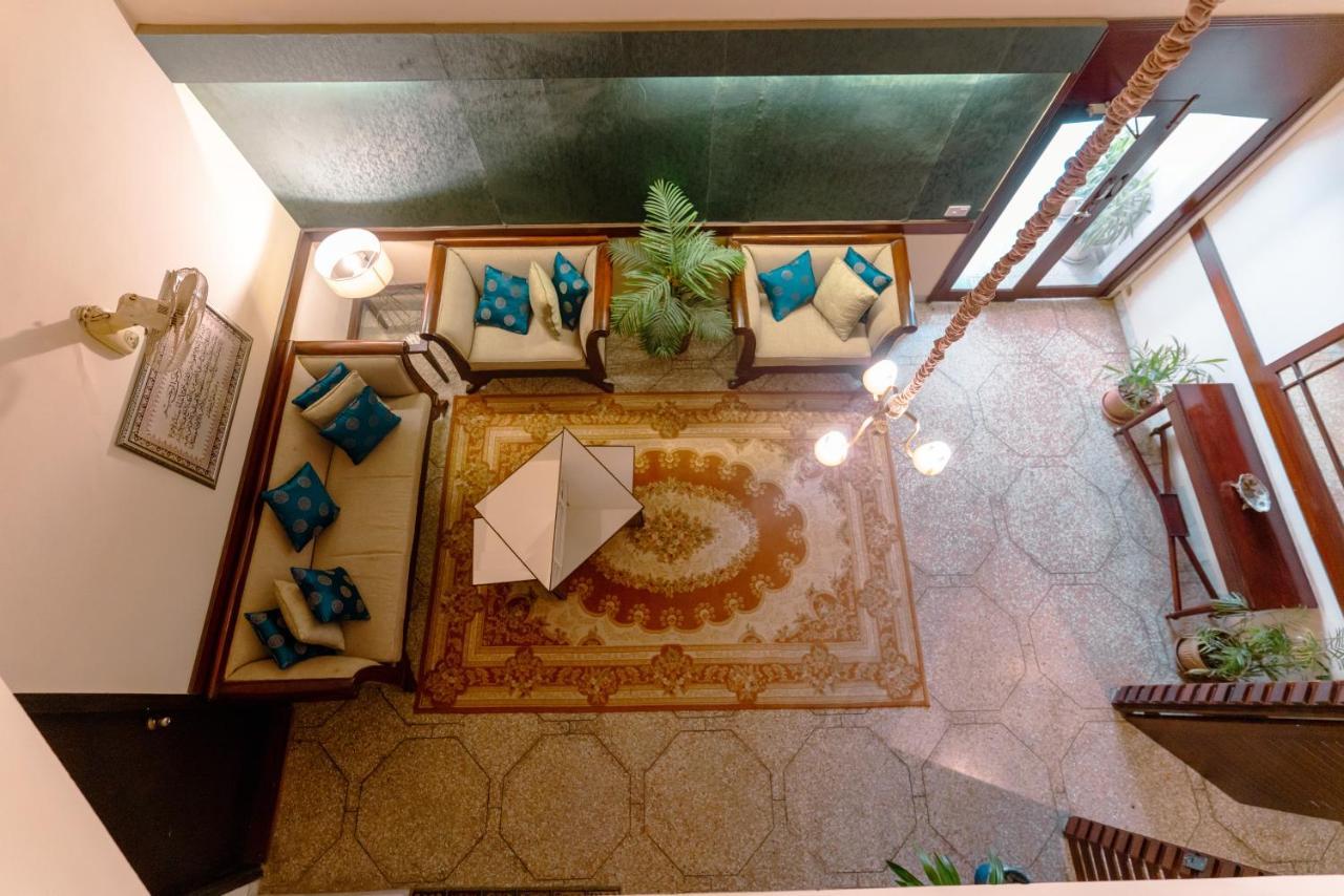 Vip House Hotel Peshawar Bagian luar foto